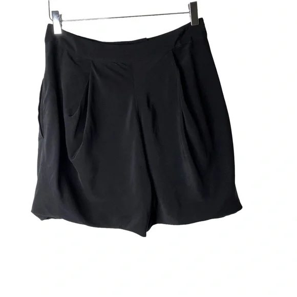 Alexander Wang Silk Black High Waisted Pleated Dress Shorts Size 8 - Picture 3 of 7